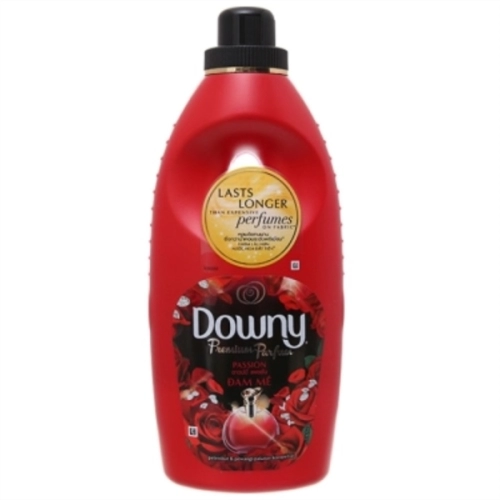display Nước xả vải Downy đam mê 800ml 1