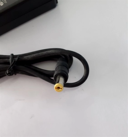 display Sạc Acer/ Liteon 19V-1.58A 4